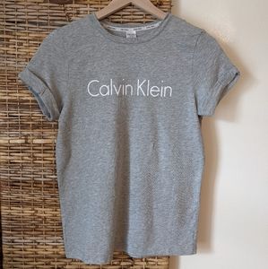Women's Calvin Klein T-shirt